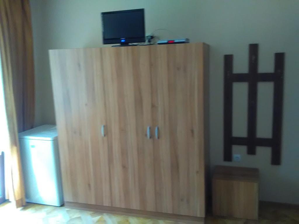 К-Г Луна К-С Лонгоза Комплекс Лонгоза Bjala Exteriör bild